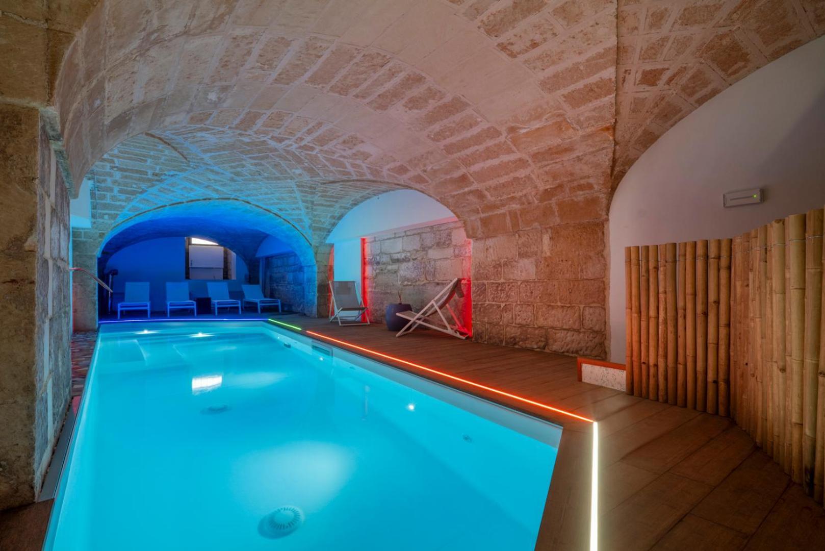 לצ'ה Vianna Suites Spa מראה חיצוני תמונה